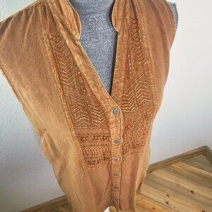 Back In the Saddle - Naila Button Sleeveless Top Brown Acid Wash Size Medium